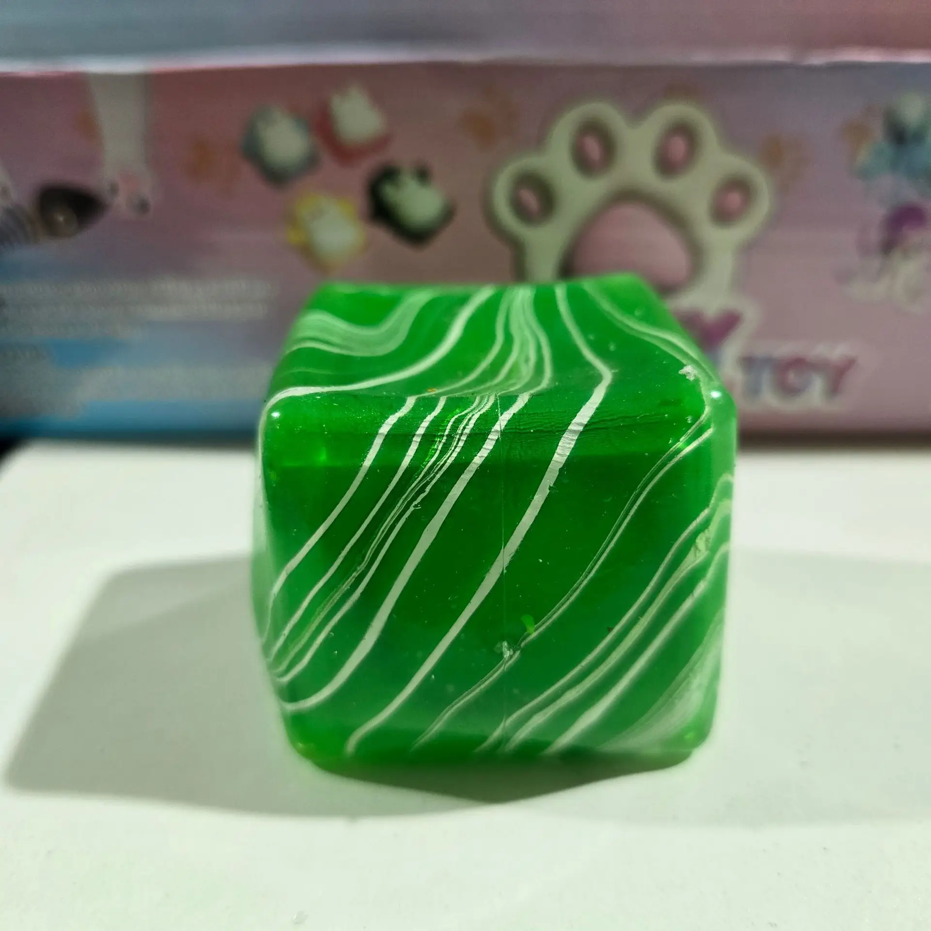 Akışkan buz küpleri, sıkın ve  - Fidget Cube Original incelemesi ve fiyatı